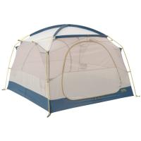 The Space Camp 6 six-person, three-season tent offers out-of-this-world comfort for families through generous height and a large footprint.